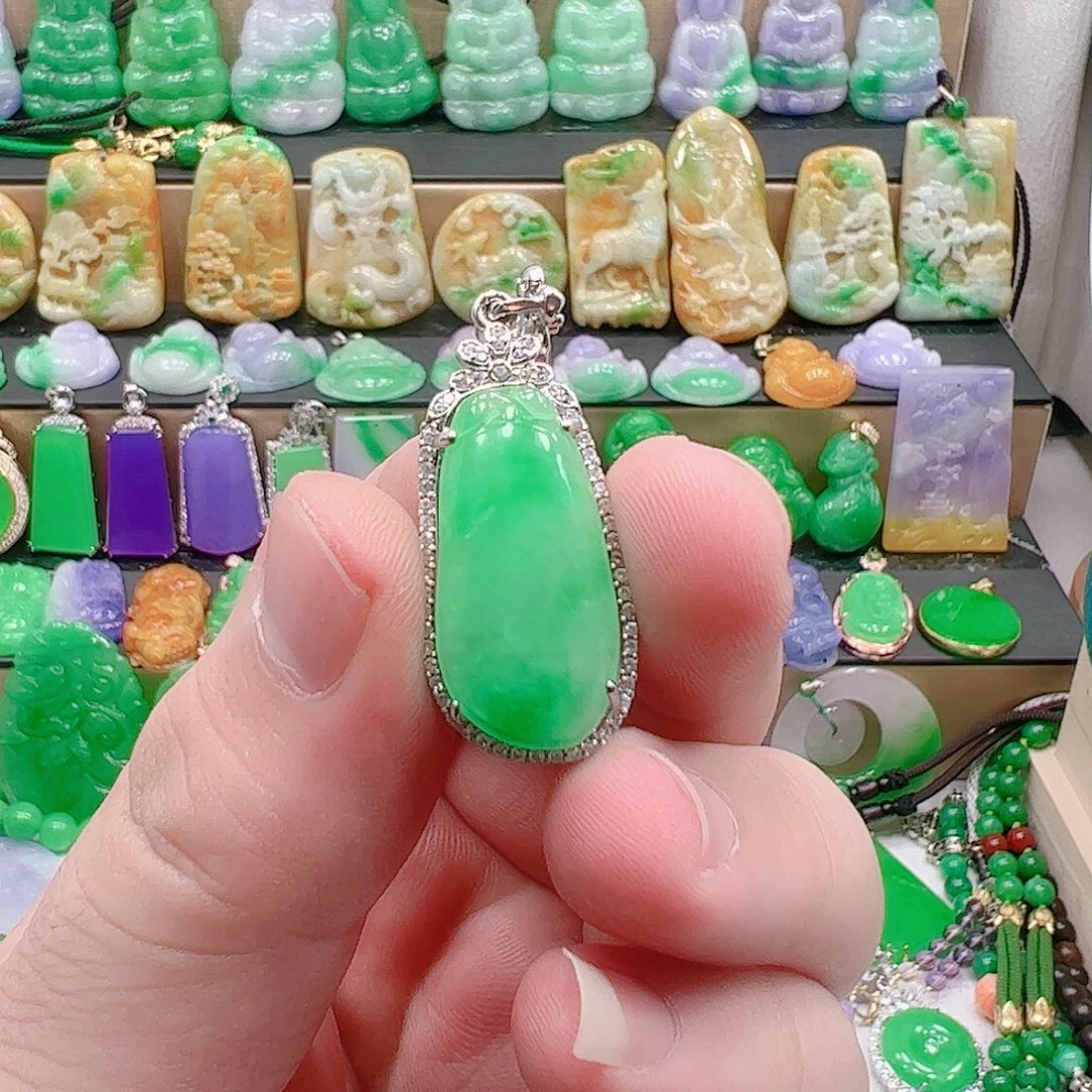 翡翠银S925镶嵌吊坠(赠链)