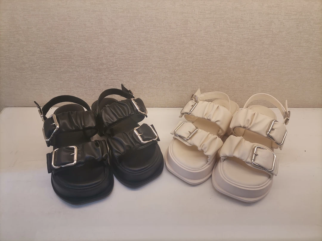 锐途鞋女鞋凉鞋休闲中厚底平底面包时装凉鞋韩版露趾休闲