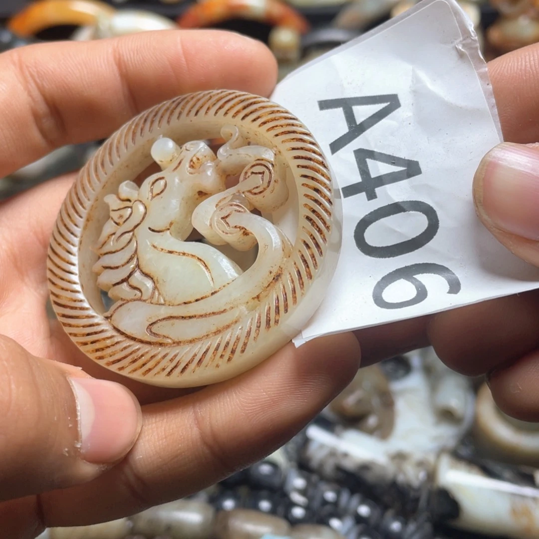 和田玉（糖玉）挂件未镶嵌