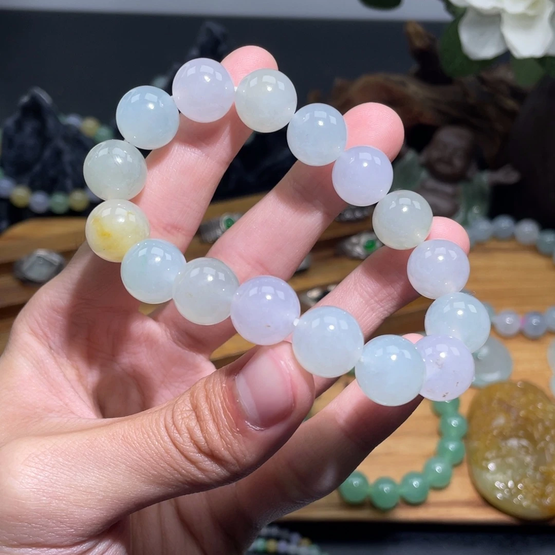 定制翡翠未镶嵌手串