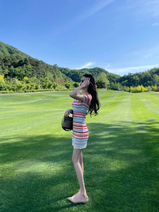 彩条气质小香风夏季针织连衣裙显瘦辣妹高腰时尚修身性感休闲