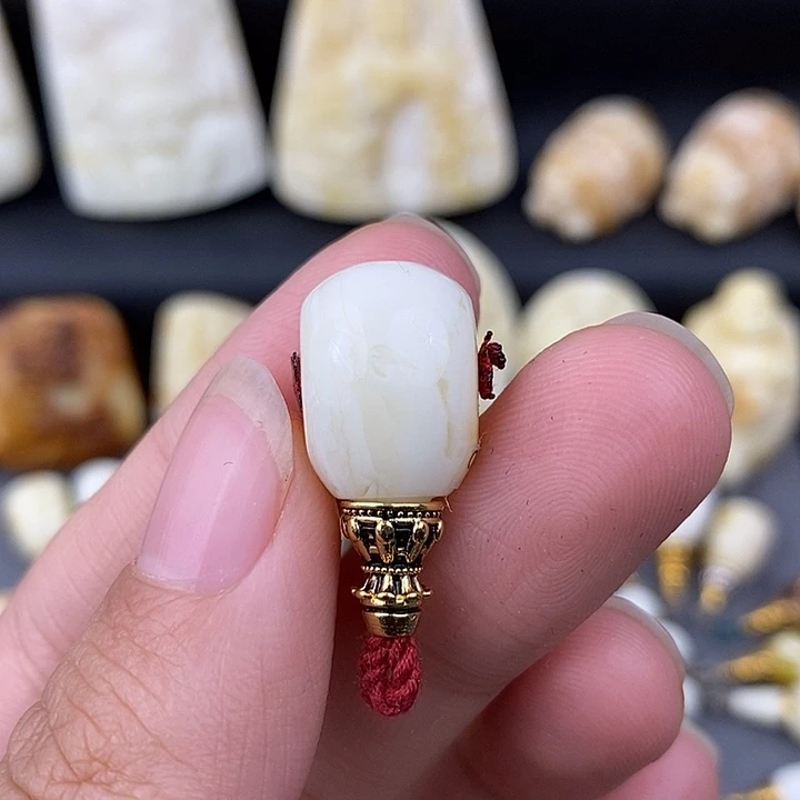 琥珀未镶嵌裸石11三通c781