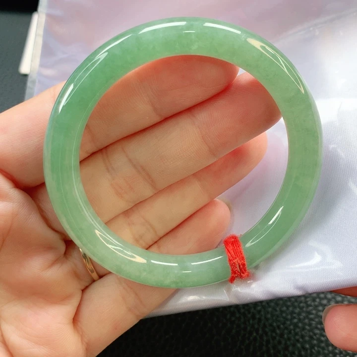 未镶嵌手镯翡翠52圆