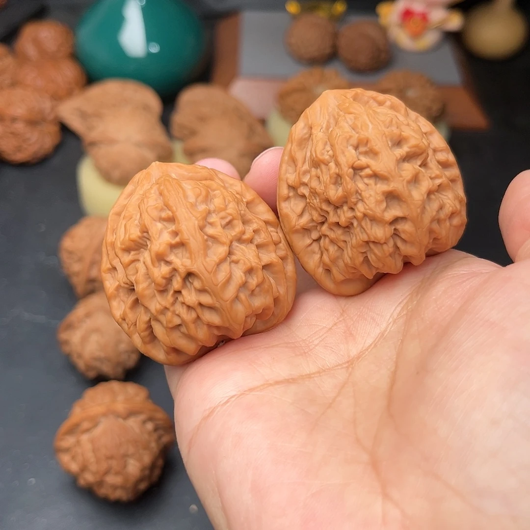 把件文玩核桃红锦鲤