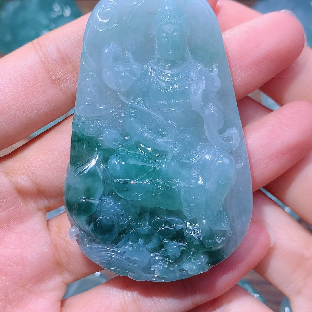 颈饰未镶嵌翡翠封**爱观音
