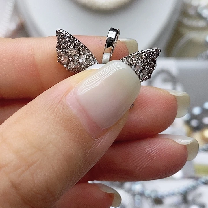 未镶嵌淡水珍珠吊坠