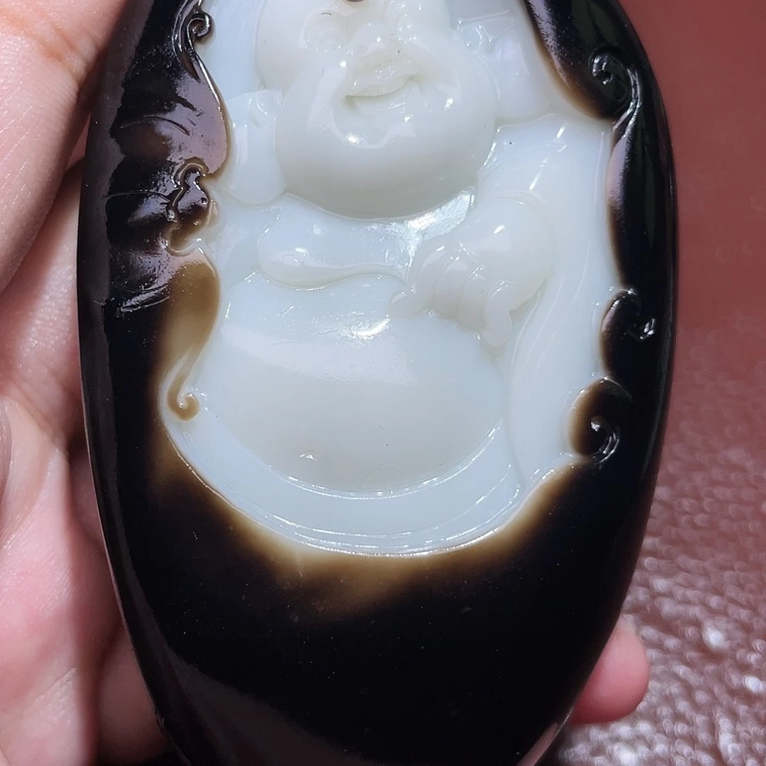 和田玉未镶嵌颈饰心**神
