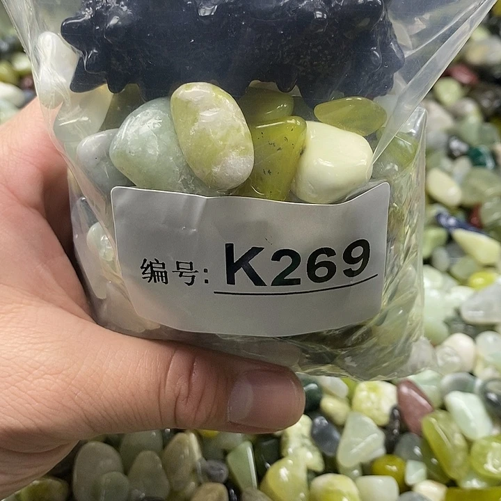 岫玉鱼缸石未镶嵌