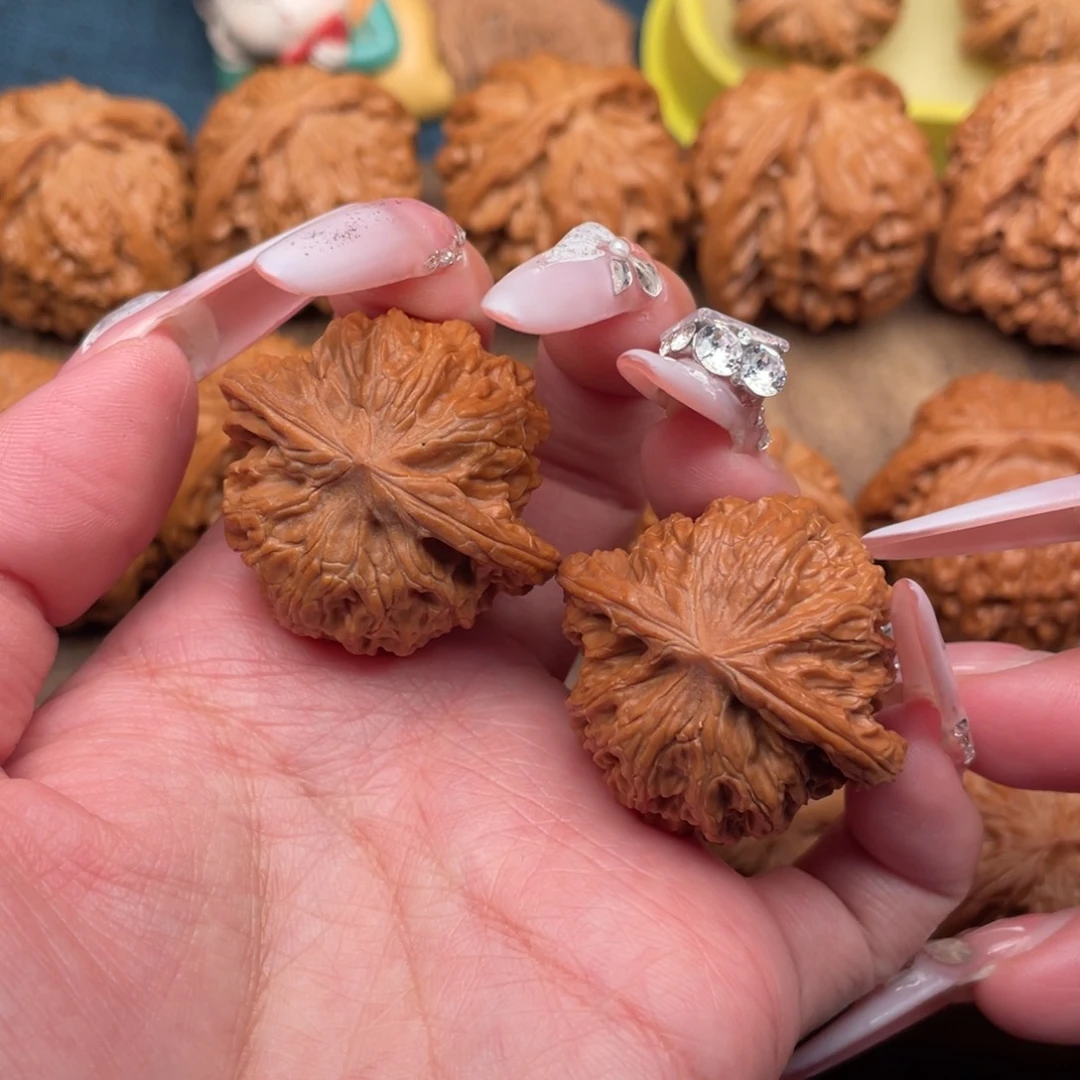 把件文玩核桃全品红皮山地磨37