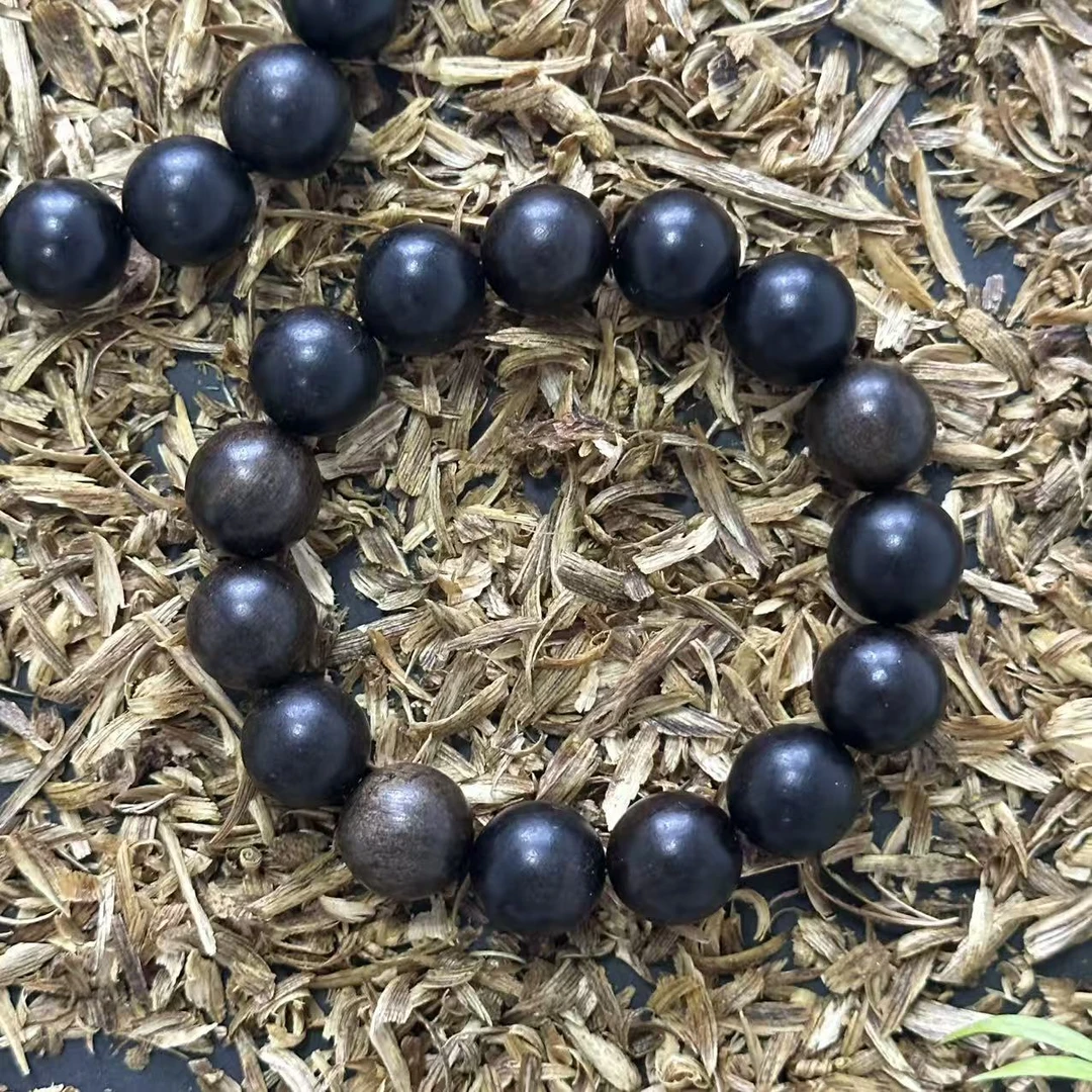 沉香Z092208精选碎屑文玩15mm