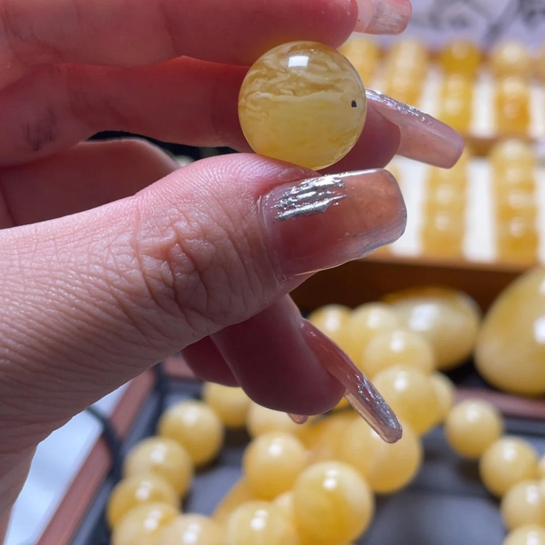 孤***风未镶嵌琥珀珠宝奇石