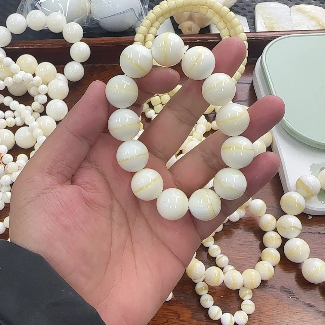 手串白玉菩提16金腰带