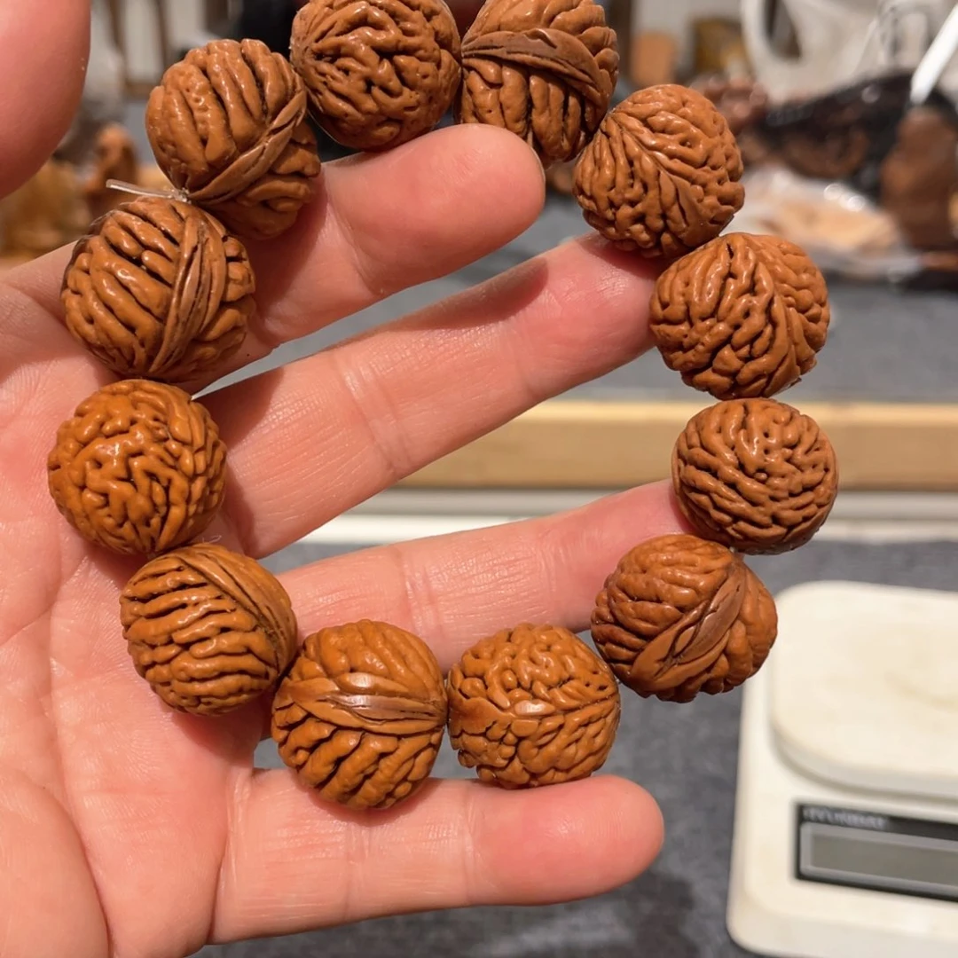 【闪购商品】柏木（崖柏）2.1龙纹桃核