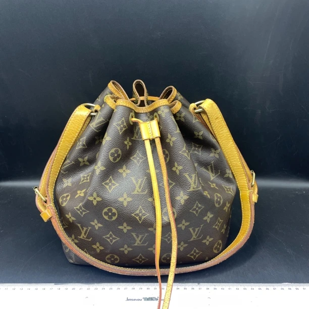 95新 LouisVuitton/路易威登 水桶单肩包/13796 抽绳后配