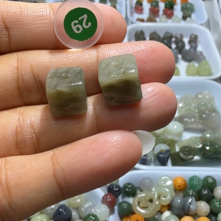 未镶嵌和田玉珠宝半成品