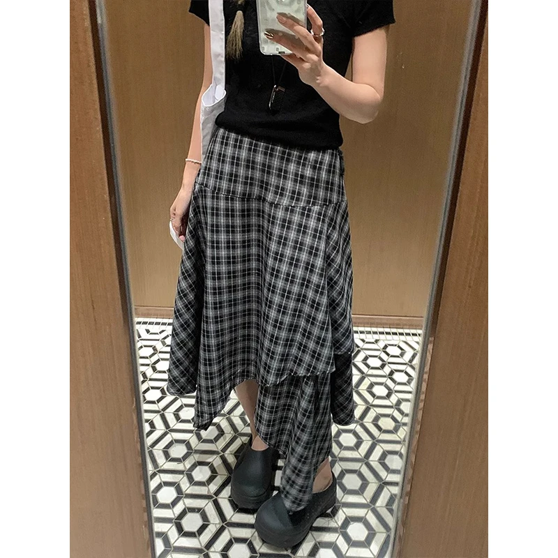 耶古复古格纹蛋糕半身裙女秋季款高腰不规则小个子气质a字中长裙