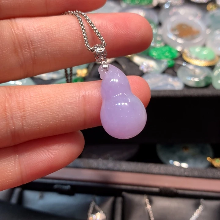 【闪购商品】颈饰18K金镶嵌翡翠翡翠