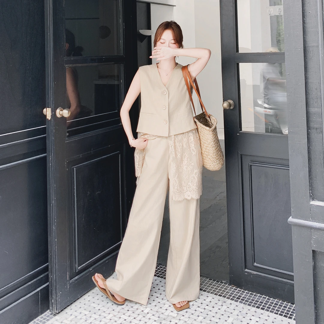 高级感蕾丝拼接马甲阔腿裤套装女2025夏季新款又酷又飒显瘦两件套