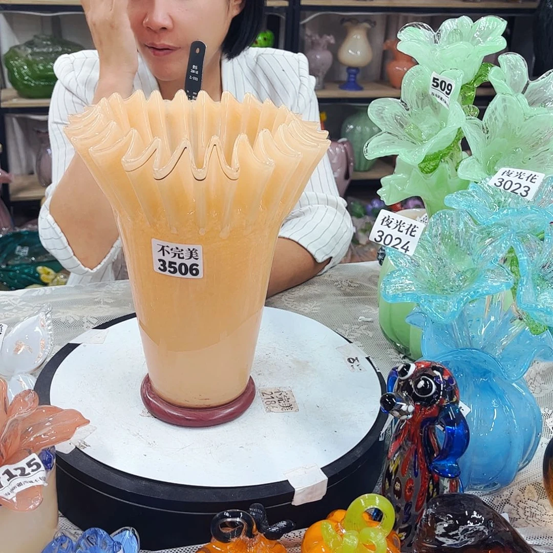3506 家悦琉璃工艺品不完美