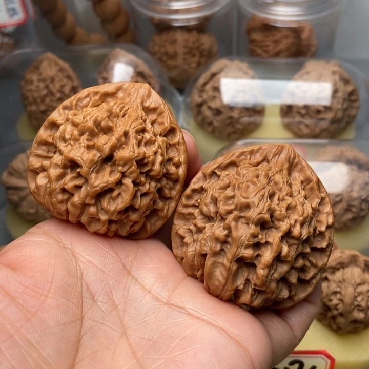 文玩核桃把件爱****子官帽
