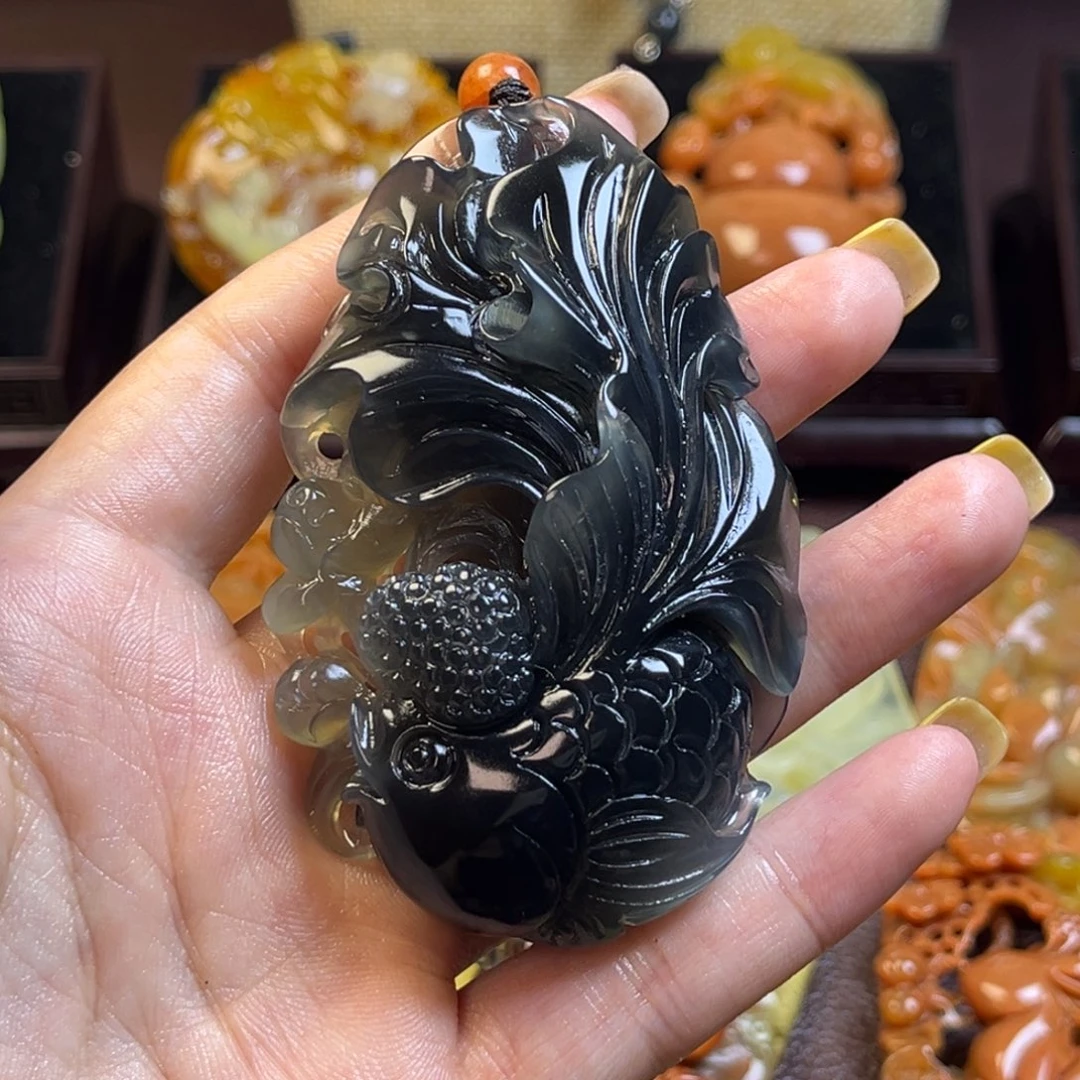 L***彤蛇纹石玉未镶嵌颈饰