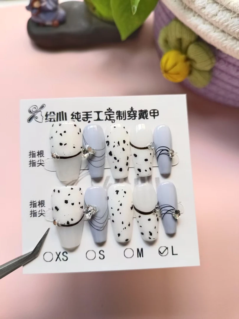 蓝色岛屿风格纯手工穿戴甲秋冬百搭显白美甲
