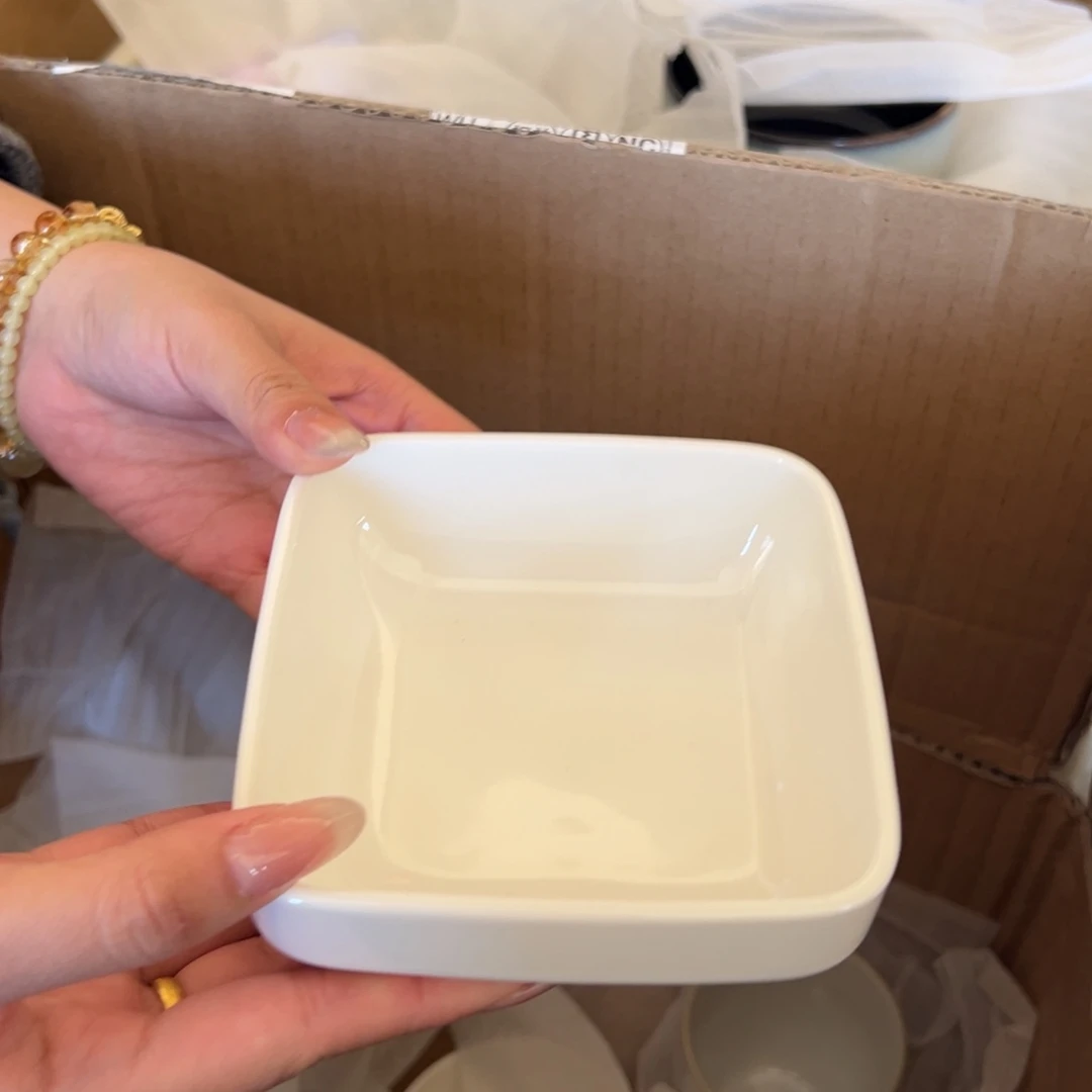 新骨瓷064瑕疵慎拍暖白 4.5寸四方碗  火锅碗