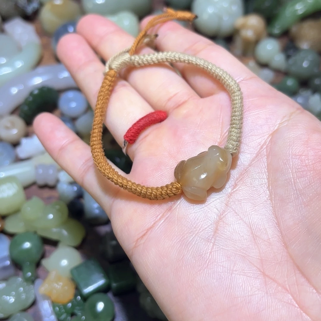 和田玉未镶嵌珠宝半成品