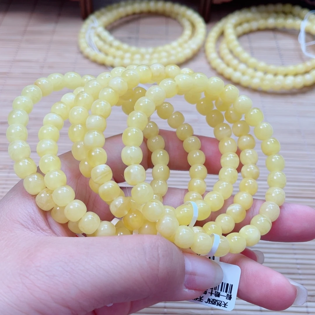 蜜蜡未镶嵌裸石多样性发其中一个