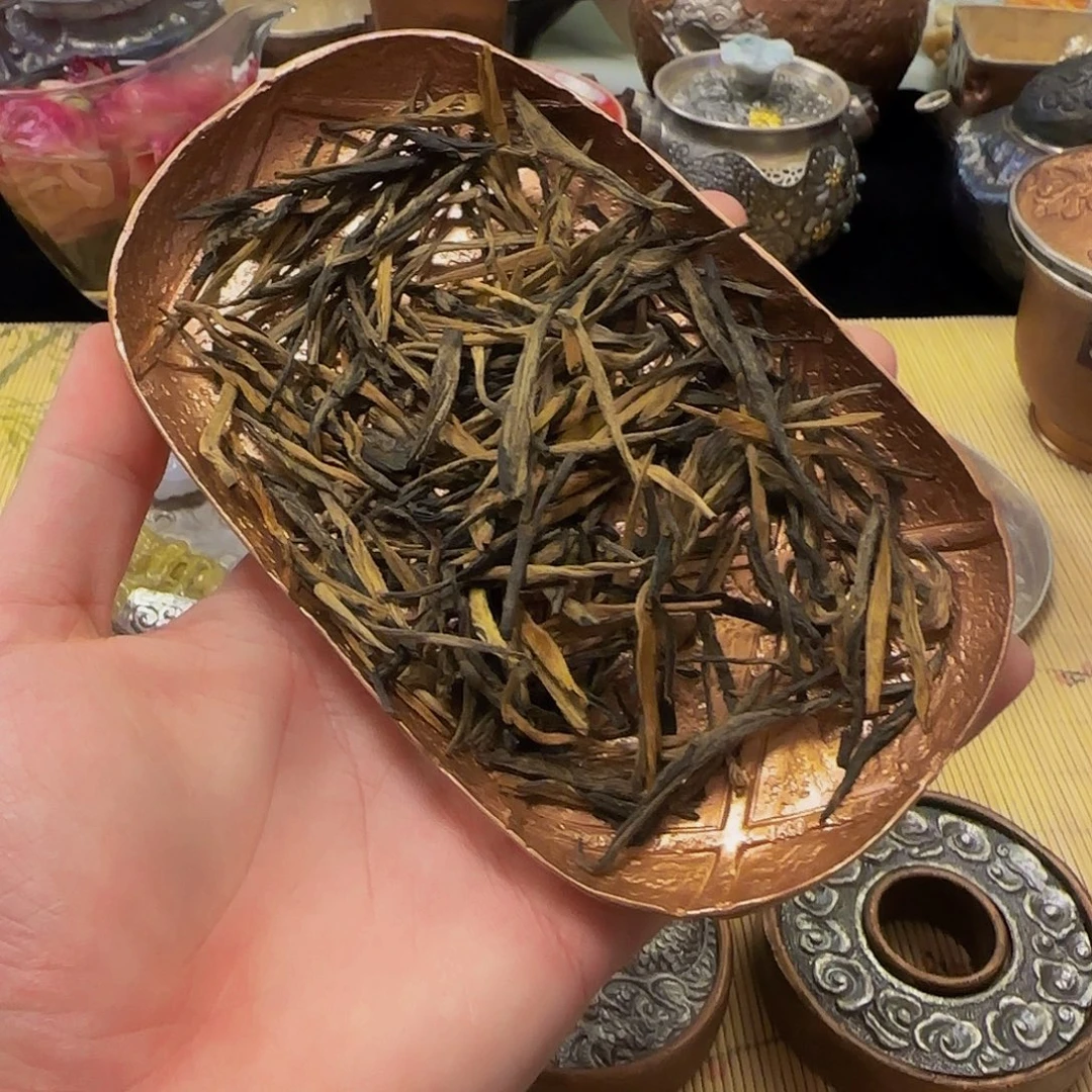 滇红金针泡茶喝一大袋散茶