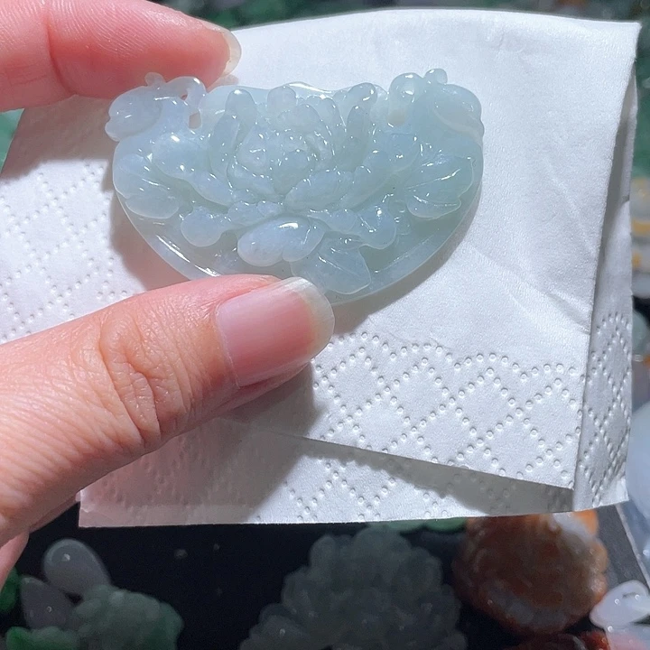 颈饰未镶嵌翡翠天