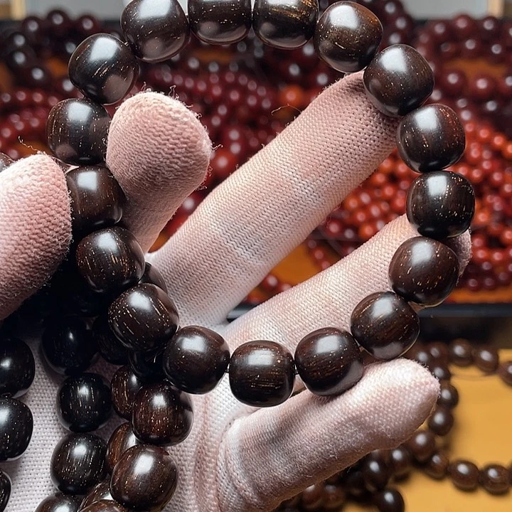 贡木12*13老型墨绿星空