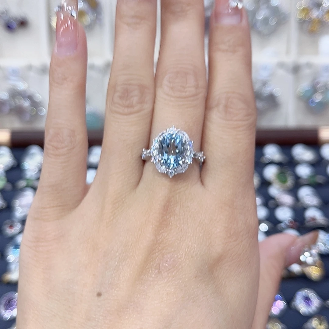 银S925镶嵌颈饰石榴石