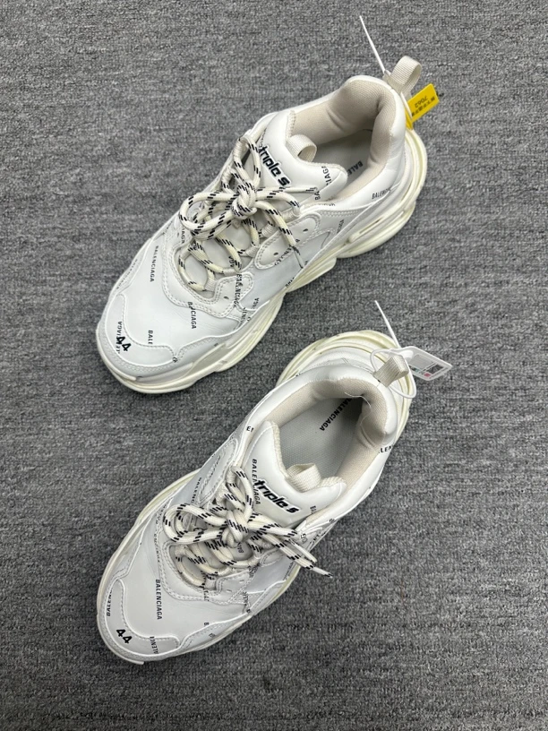 99新 Balenciaga/巴黎世家 44 巴黎世家triples老爹鞋白弹幕