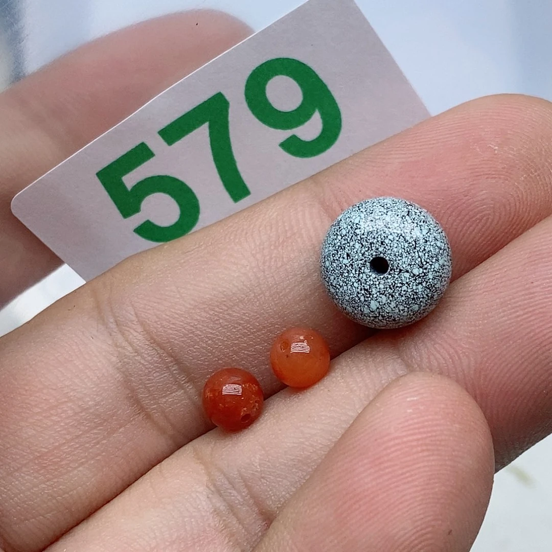 南红玛瑙未镶嵌珠宝奇石