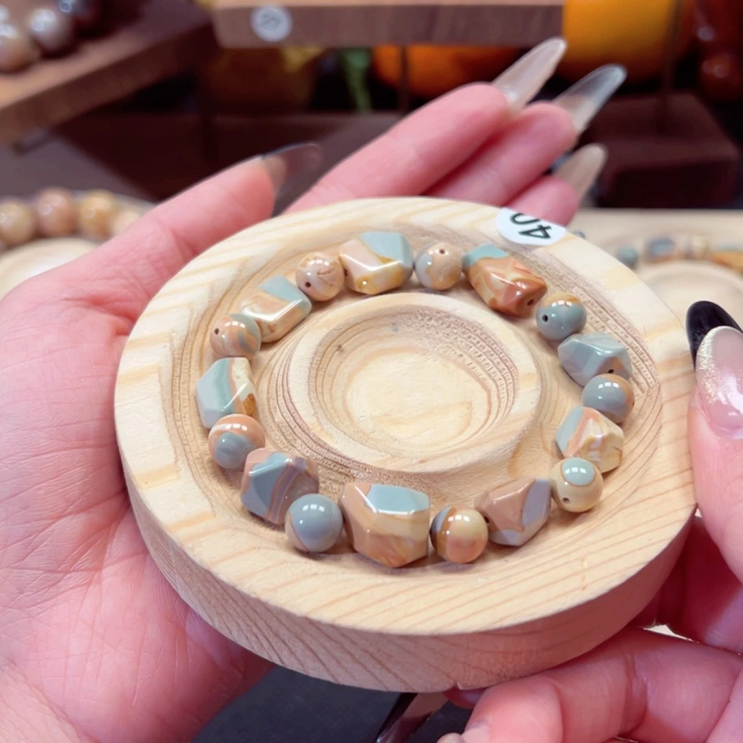 【闪购商品】石英质玉手链未镶嵌路***喵43