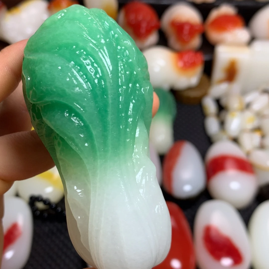 新疆戈壁石五彩石