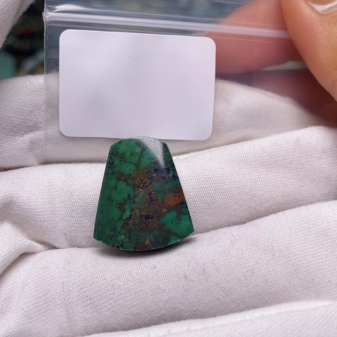 绿松石未镶嵌珠宝半成品