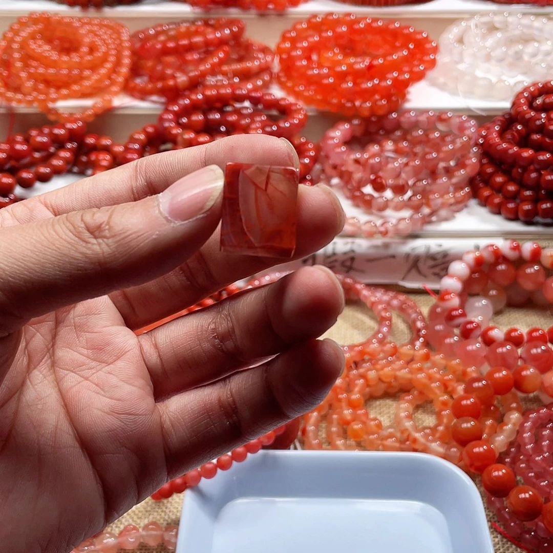 南红玛瑙未镶嵌手链