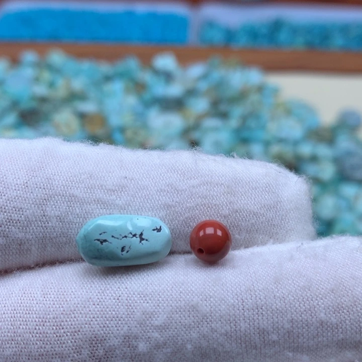 南红玛瑙未镶嵌珠宝奇石