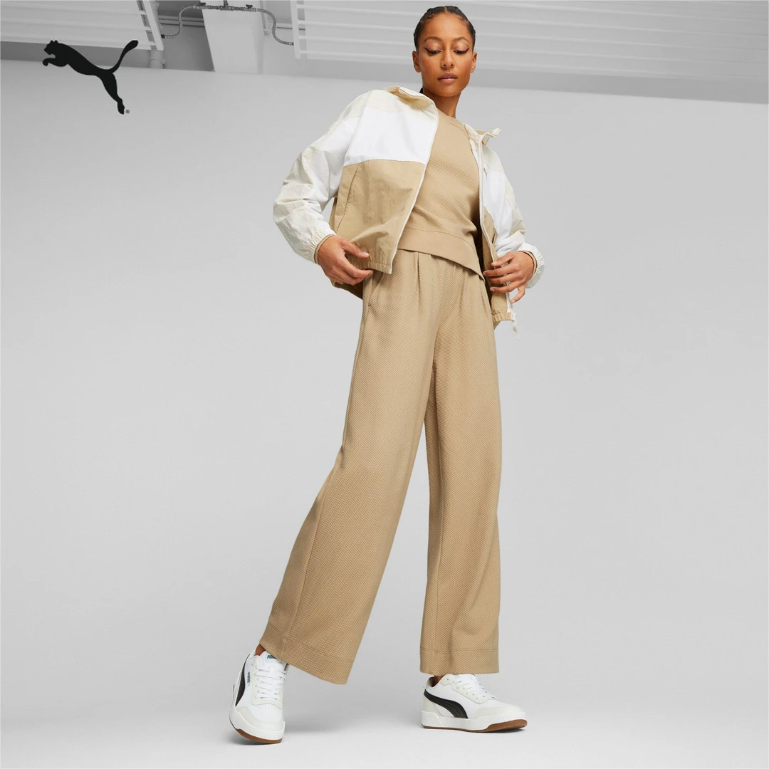 PUMA彪马女运动欧若轻机能连帽外套OVERSIZED WINDBREAKER 675372