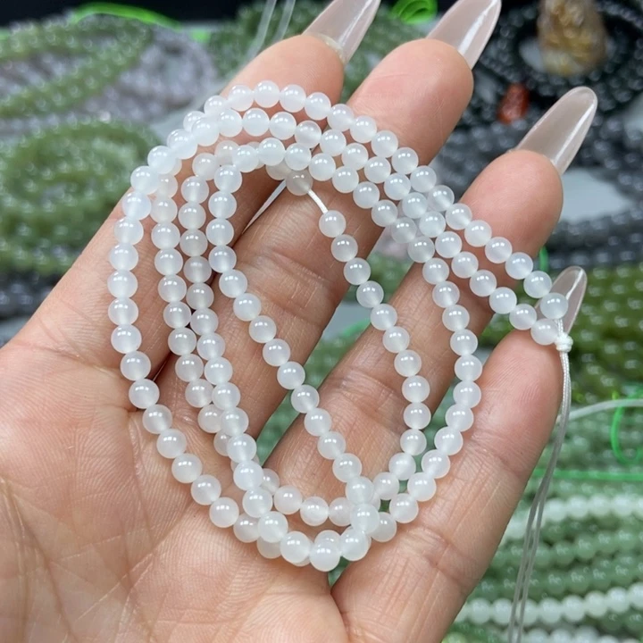 和田玉颈饰未镶嵌4