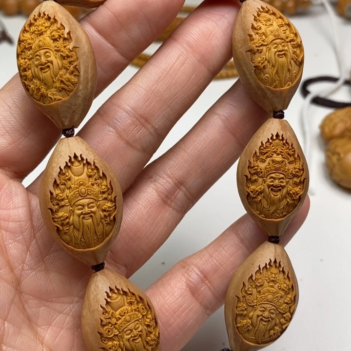 吊坠橄榄核原皮龙财