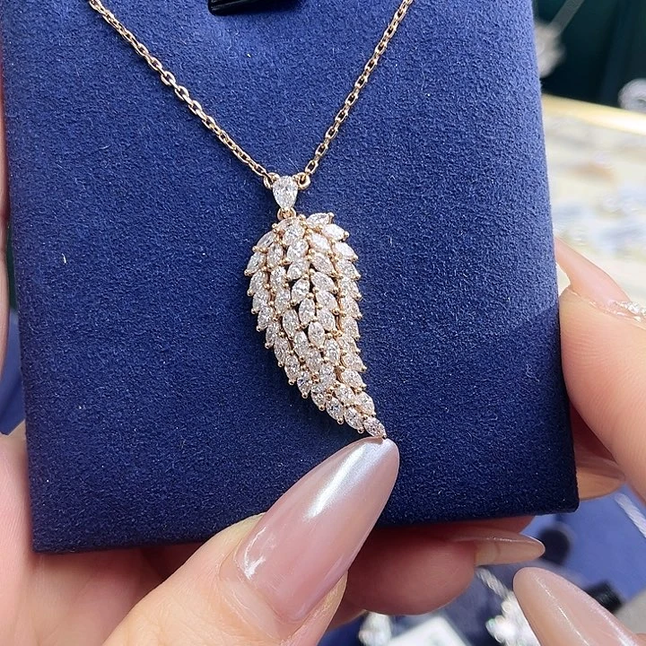 实验室培育钻石18K金镶嵌羽毛项链