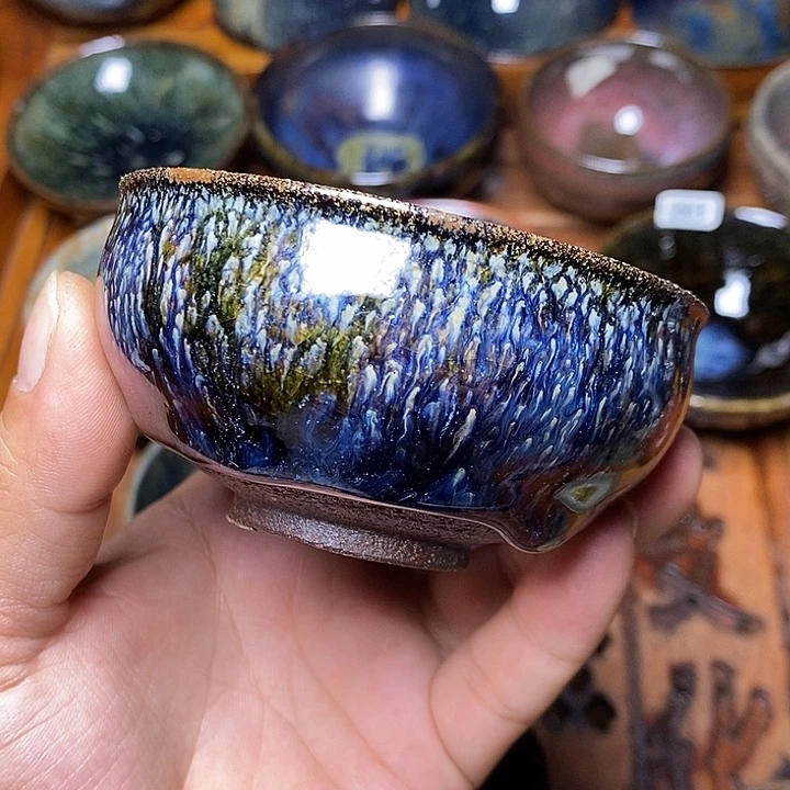 茶盏8.8健健康康快快乐乐咯