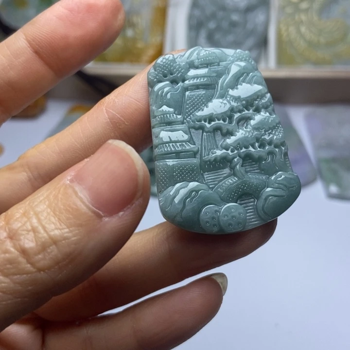 颈饰未镶嵌翡翠翡翠