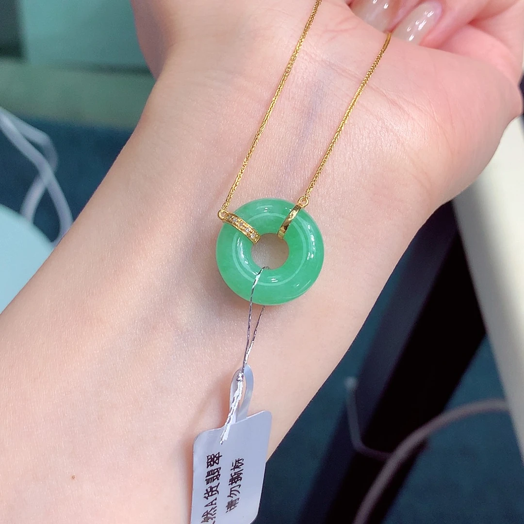 翡翠18K金镶嵌吊坠(不含链)