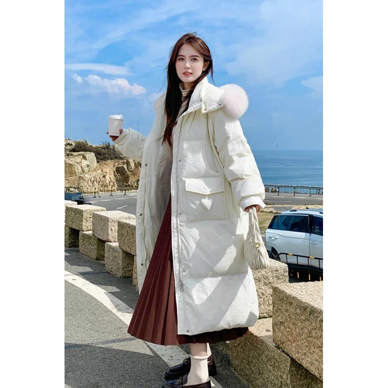 鸭鸭大师羽绒服反季大码长款宽松过膝毛领加厚鸭绒外套韩版冬季