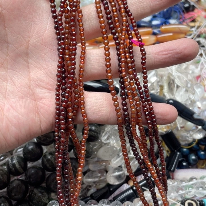 玛瑙/玉髓合金珠宝半成品一条3mm石榴石手串