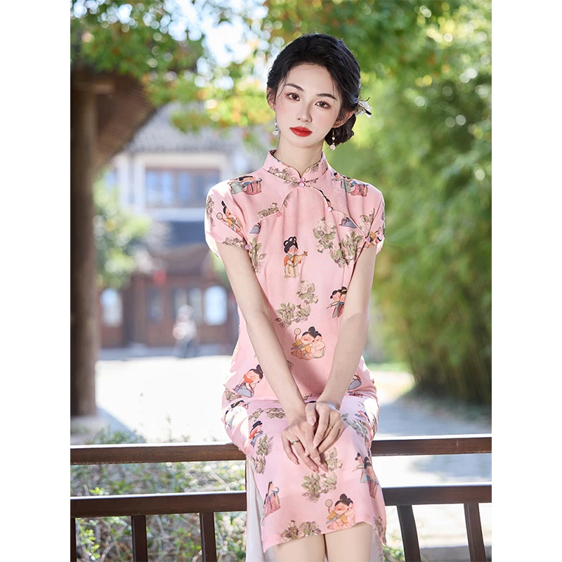 W.WANG新中式复古国风粉色连肩袖小唐人旗袍年轻款少女连衣裙2025